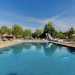 The Spot - 200m De La *